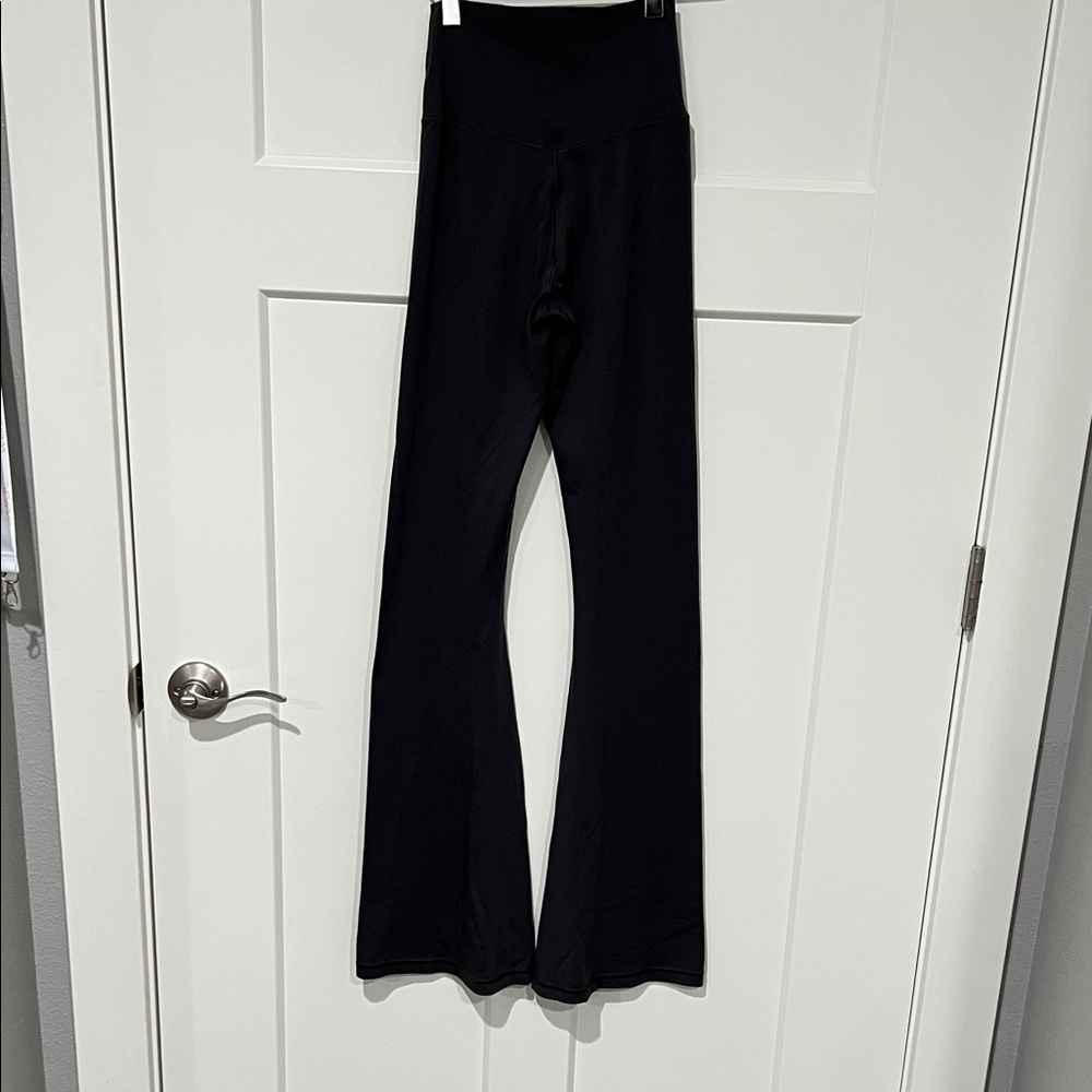 Offline by Aerie High Rise Flare Grey Legging Sz Small - Picture 5 of 11